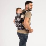 isara the one strukturirana nosilka philodendra black denim